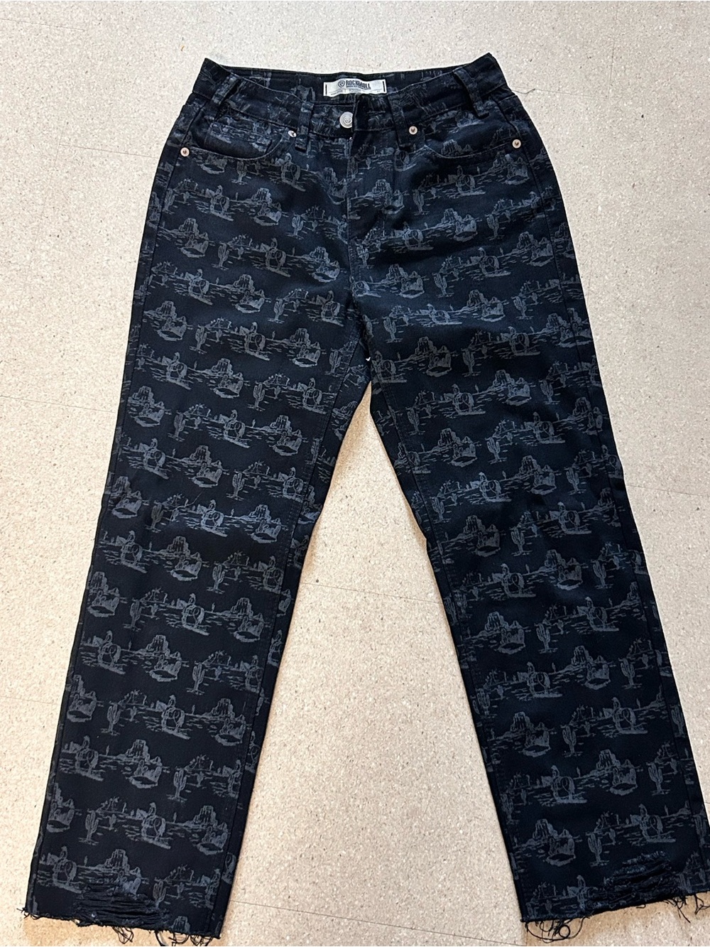 Women's Black Patterned Cropped Jeans